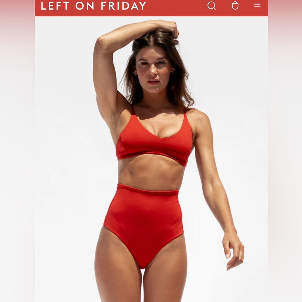 Left On Friday Red Hi Tide Bottoms, Size L